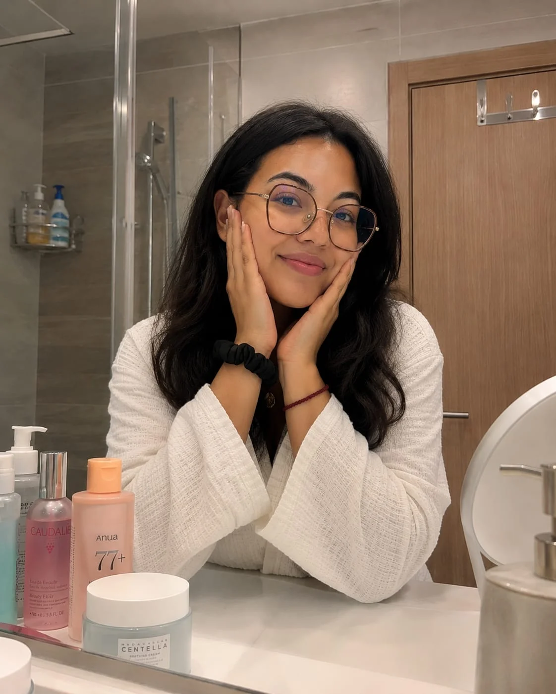 Adolescente souriante, illustration du quiz routine skincare