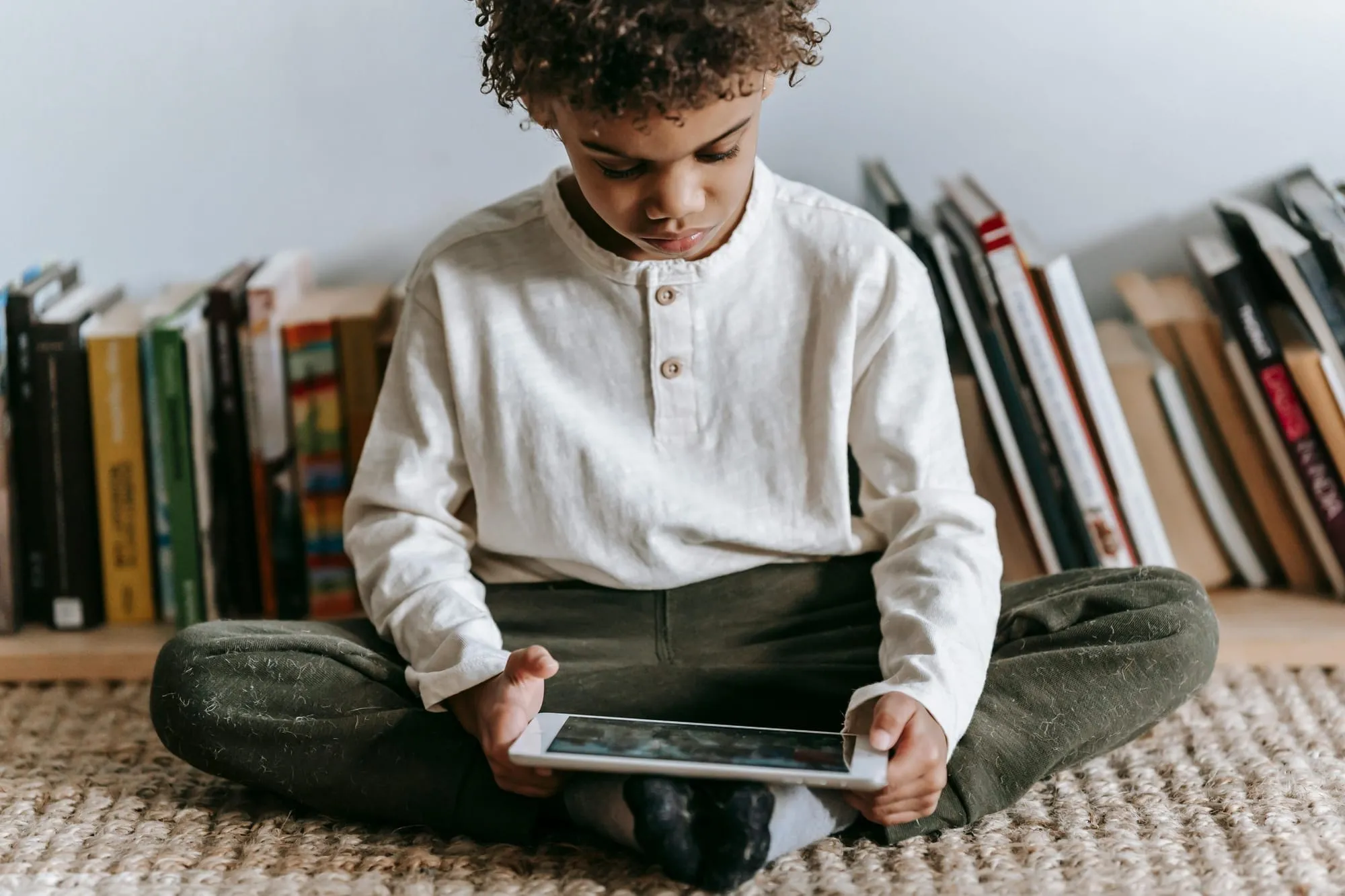 Cyberharcèlement enfants Maroc : protection & droits parents 2026